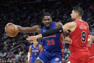 认为他陷入 认为他陷入